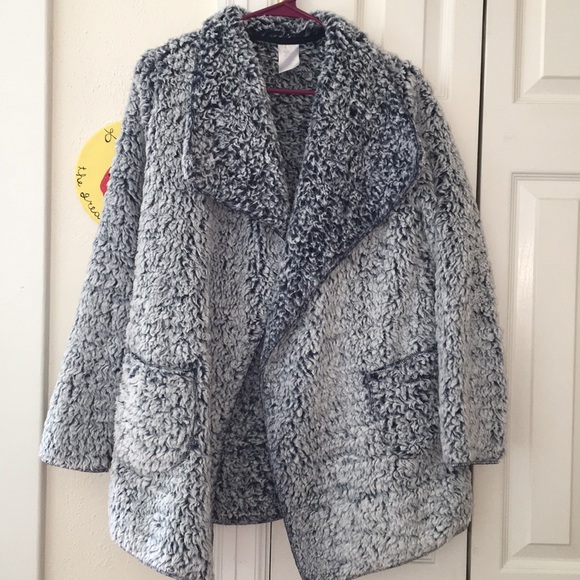 Oversized Fuzzy Cardigan 